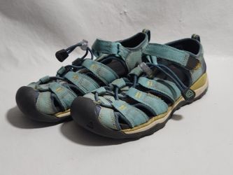 Light Blue And Green Keen Sz 1 Us Childrens Closed Toe Sandals
