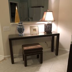Beautiful Parsons’Console/Sofa Table