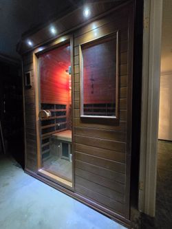 Jacuzzi Infrared Sauna