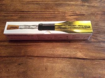 WINE BOTTLE CHILLER, CORKCICLE!!