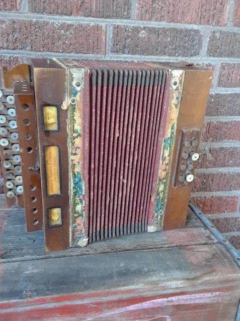 Antique Italian Accordian organ