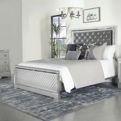 New Queen Bedroom Set 