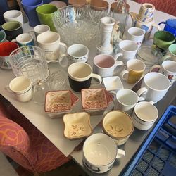Mug And Cups And Dishes Bulk Sale