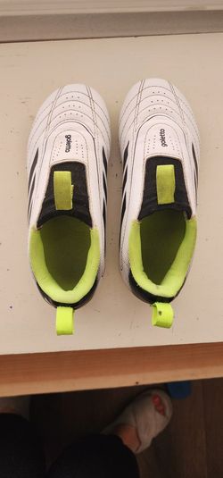 Kids Soccer Cleats Size 12