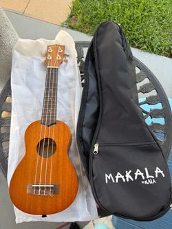 Makala Soprano Ukulele – Great Condition 🎶