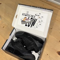 Spizike Low Black Men Size 8