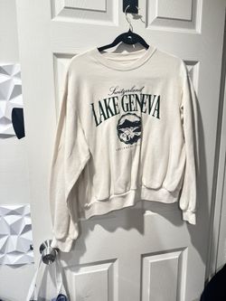 Hollister crewneck 