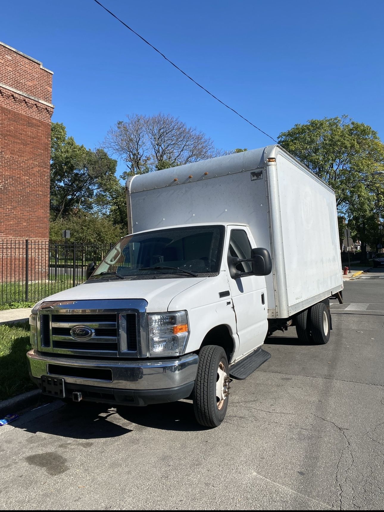 2012 Ford E-350