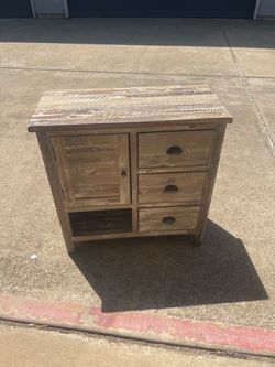 Dresser