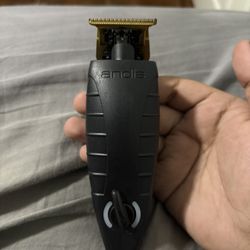 Andis Trimmer (READ DESCRIPTION)