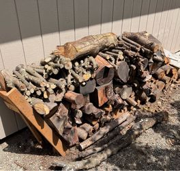 Free dry firewood