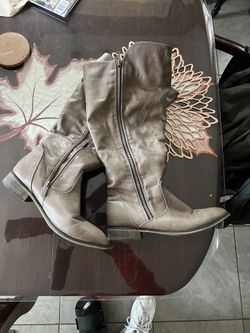 Beige Boots Size 11