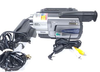 Sony Hi8 8mm Camcorder Video Camera CCD-TRV68 (Playback Only)