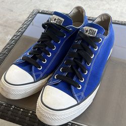 Men’s size 13 Converse