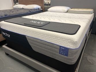 Mattresses BRAND NEW 140.00+ Queen/King/Twin/Full 50-80% OFF RETAIL
