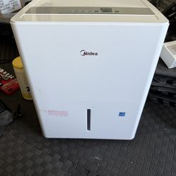 Dehumidifier 