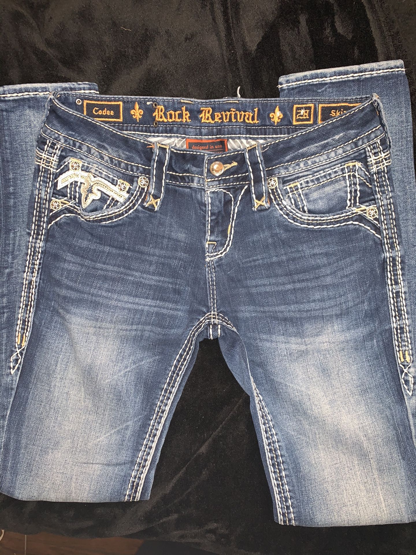 Rock Revival “codee” Skinny jeans. Size 28.