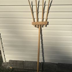 PRIMITIVE WOOD WOODEN HAY FORK PITCHFORK FARM BARN DECOR