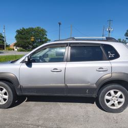 2005 Hyundai Tucson 