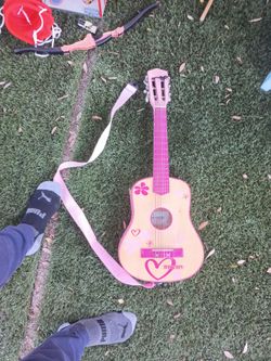 Girls begginer guitar