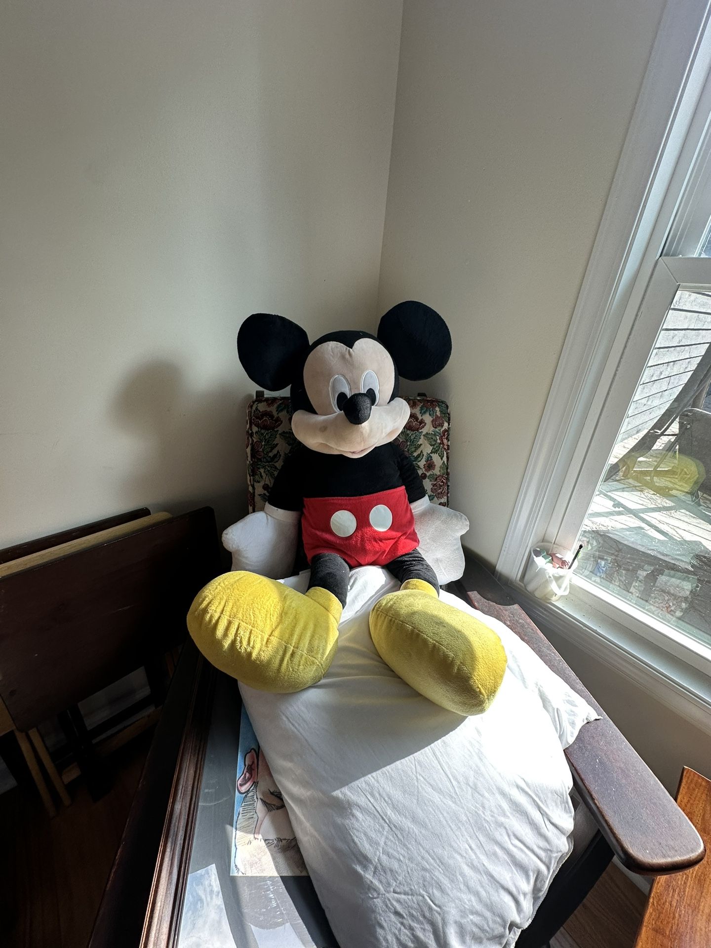Xtra Large Mickey