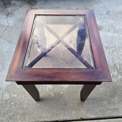 Corner Table