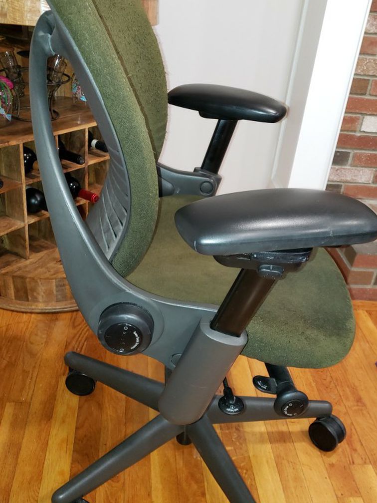 Gamer/office Chair. Adjustable Features, Very Sturdy
