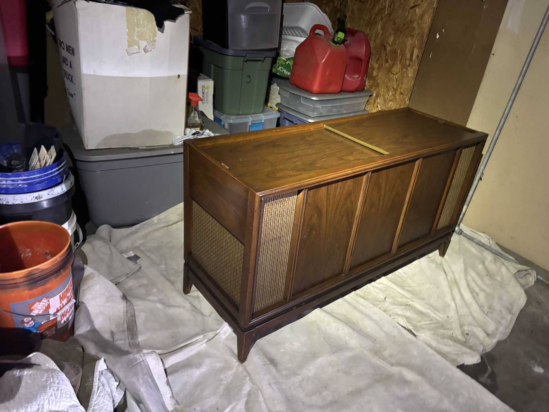 Mid-Century Magnavox Astro-Sonic Stereo Console