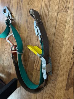 Buck squeeze buck squeeze  climbing belt