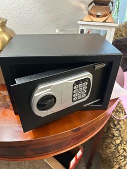 Honeywell steel security safe