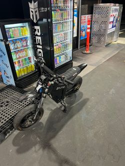 Tuttio Electric Mini Bike