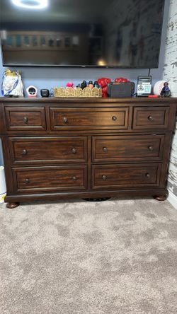 Solid dresser 63 1/2x40 1/3x18”