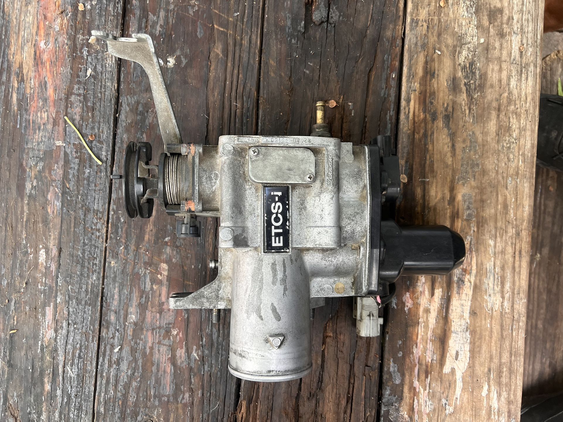 Lexus gs300 Throttle Body