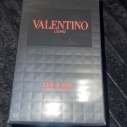 Valentino Uomo born in Roma coral fantasy