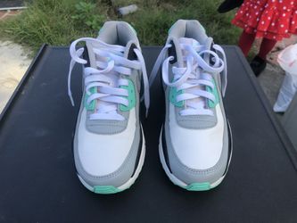 Nike Air Max Youth 5.5