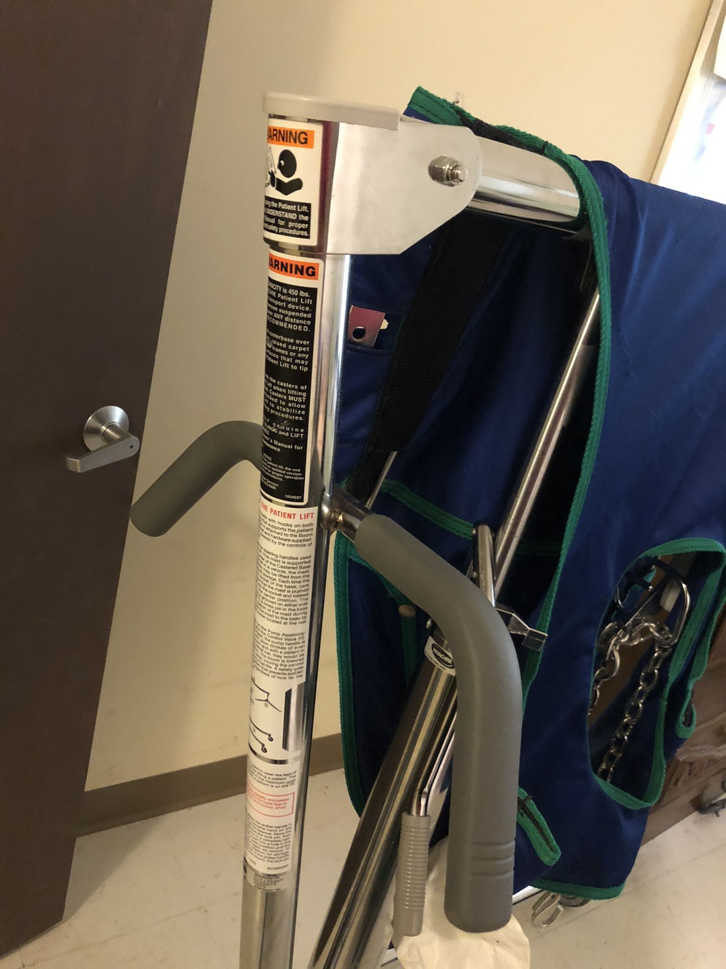 Invacare 9805 Hoyer Lift With Sling Never Used