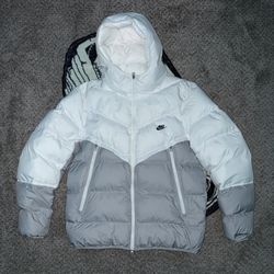Nike Storm Fit Puffer Jacket Size Large