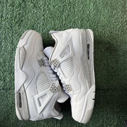 Air Jordan 4 Retro 2021 White/Oreo Size 10.5 Worn Once No Box Great Condition