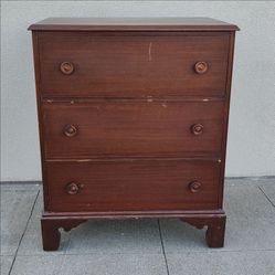 Dresser Bureau Chest of 3 Drawers