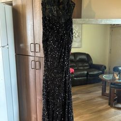 Woman's Dress Size 8