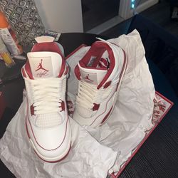 Jordan 4 retro Valentine’s Day  sierra red