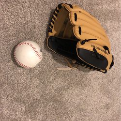 Rawlings bsebll glove comes with ball