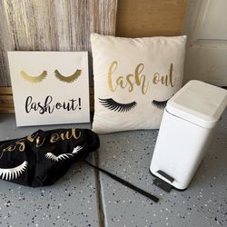 Lash Decoration