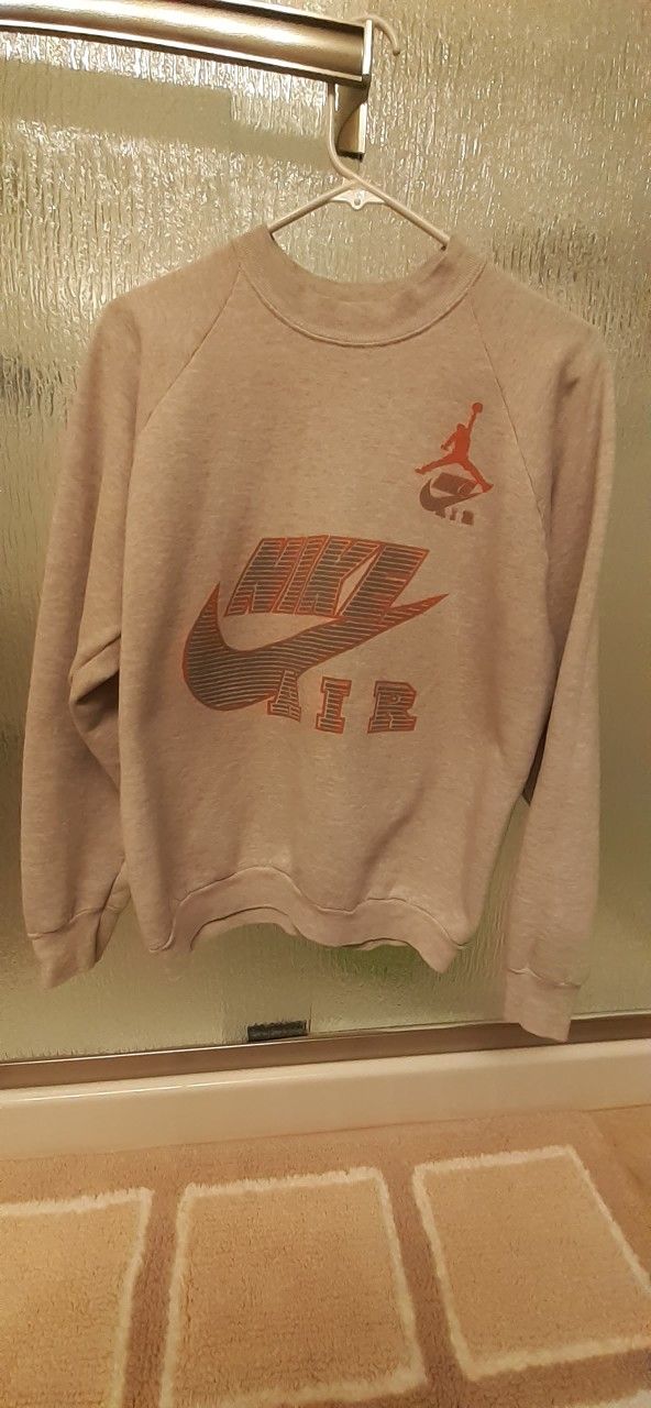 Vintage 90s Nike Air Jordan Crewneck Size L