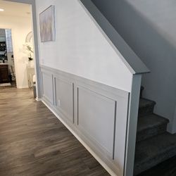Dectative Wall