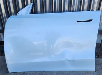 2020 2021 2022 2023 2024 TESLA MODEL Y LEFT DRIVER REAR DOOR