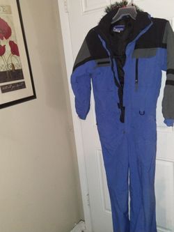 Mens XL Ski Suit By Sportscaster
