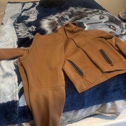 Brown Nike Tech XL 