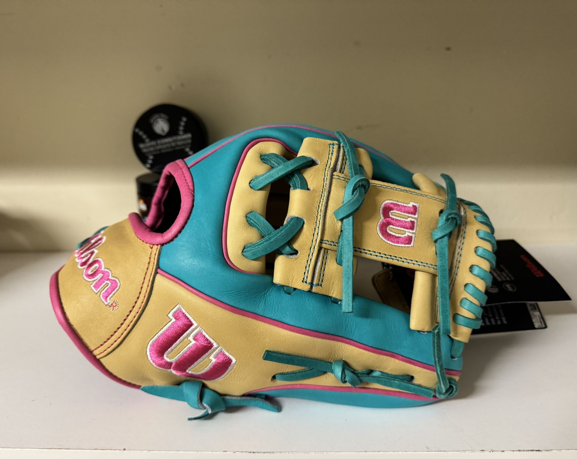 Wilson A2000 1786 11.5” 2025 Spring Collection