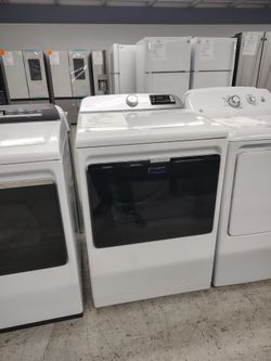 $549 (LIMITED TIME OFFER: FREE DELIVERY Within 20 Miles) Maytag SMART Electric Front Load Dryer